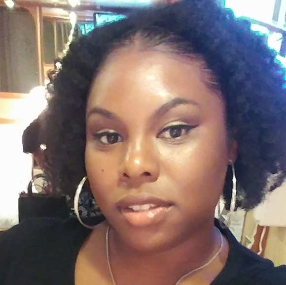 Meet your Posher, Vida - Picture 1 of 1